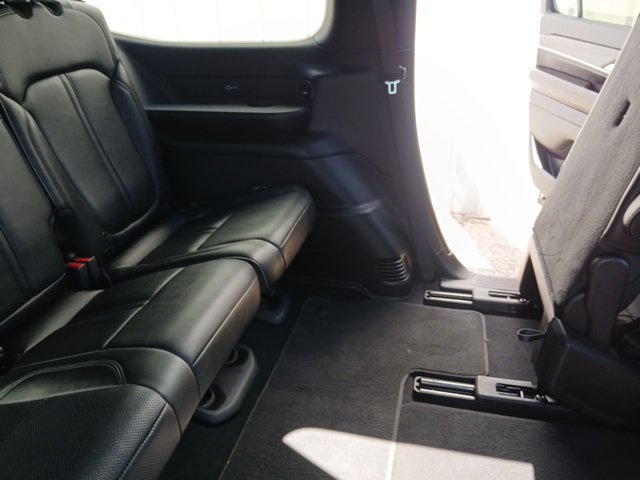 Used 2024 Jeep Wagoneer Series II AWD/4WD image 17