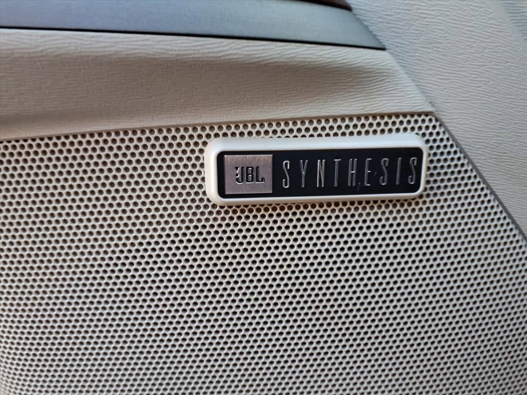 Used 2012 Toyota Venza AWD image 16