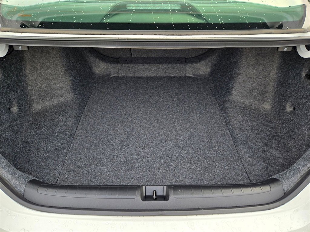 Used 2021 Honda Accord EX image 9