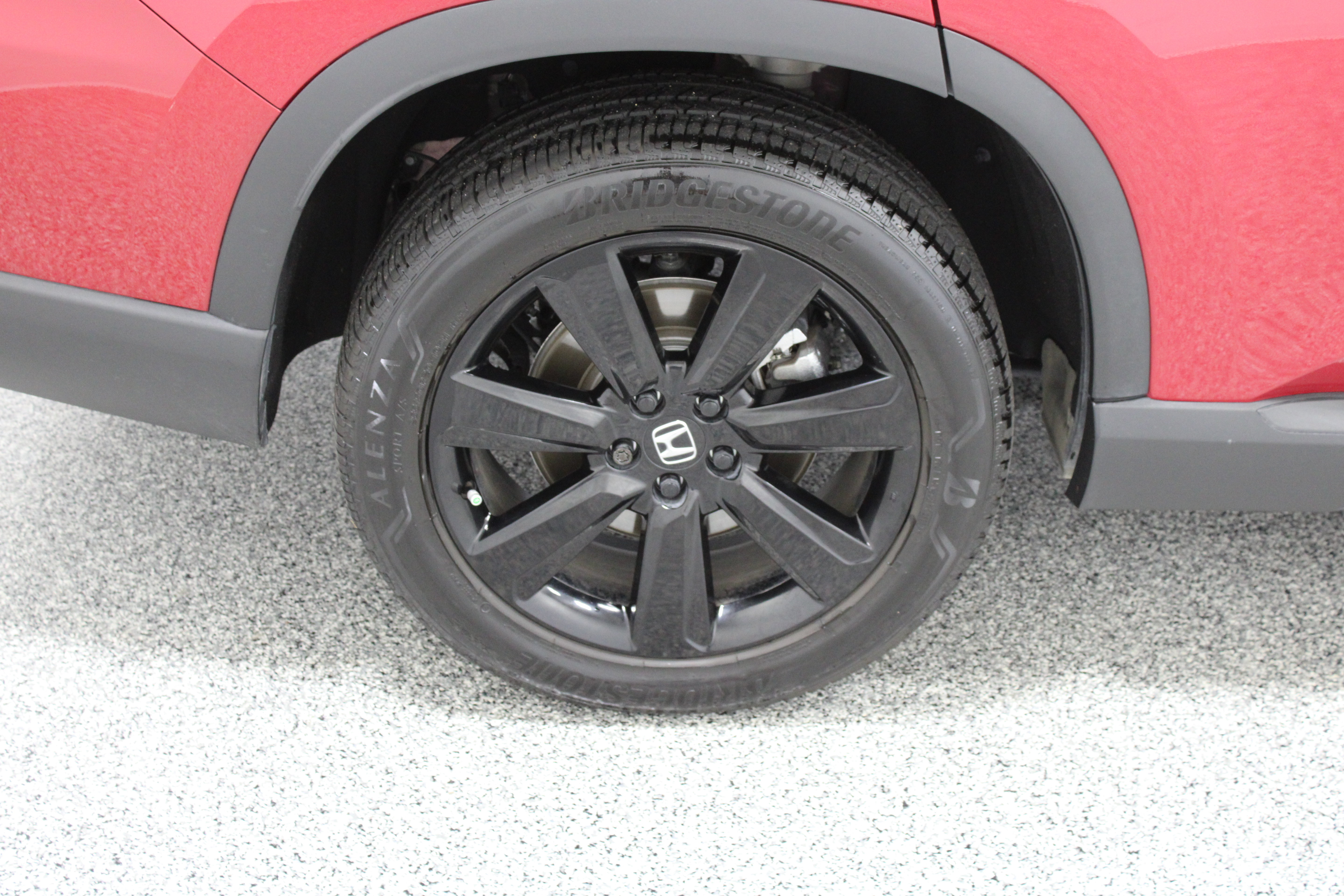 Used 2025 Honda Pilot Black Edition image 6
