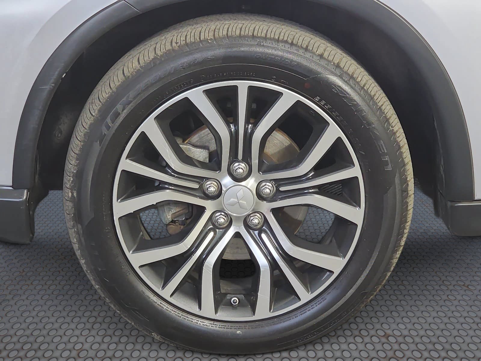 Used 2016 Mitsubishi Outlander ES AWD/4WD image 24
