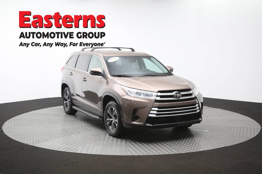 Used 2019 Toyota Highlander LE FWD image 49