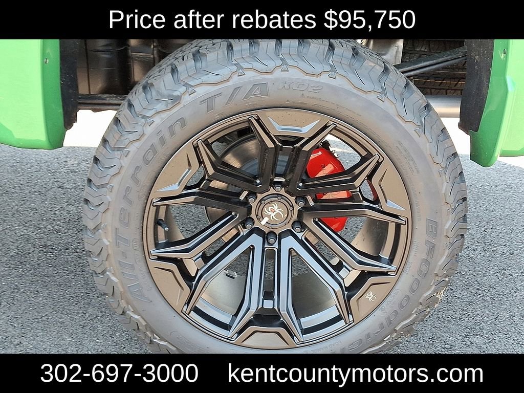 New 2025 GMC Sierra 1500 AT4 w/ Technology Package image 7