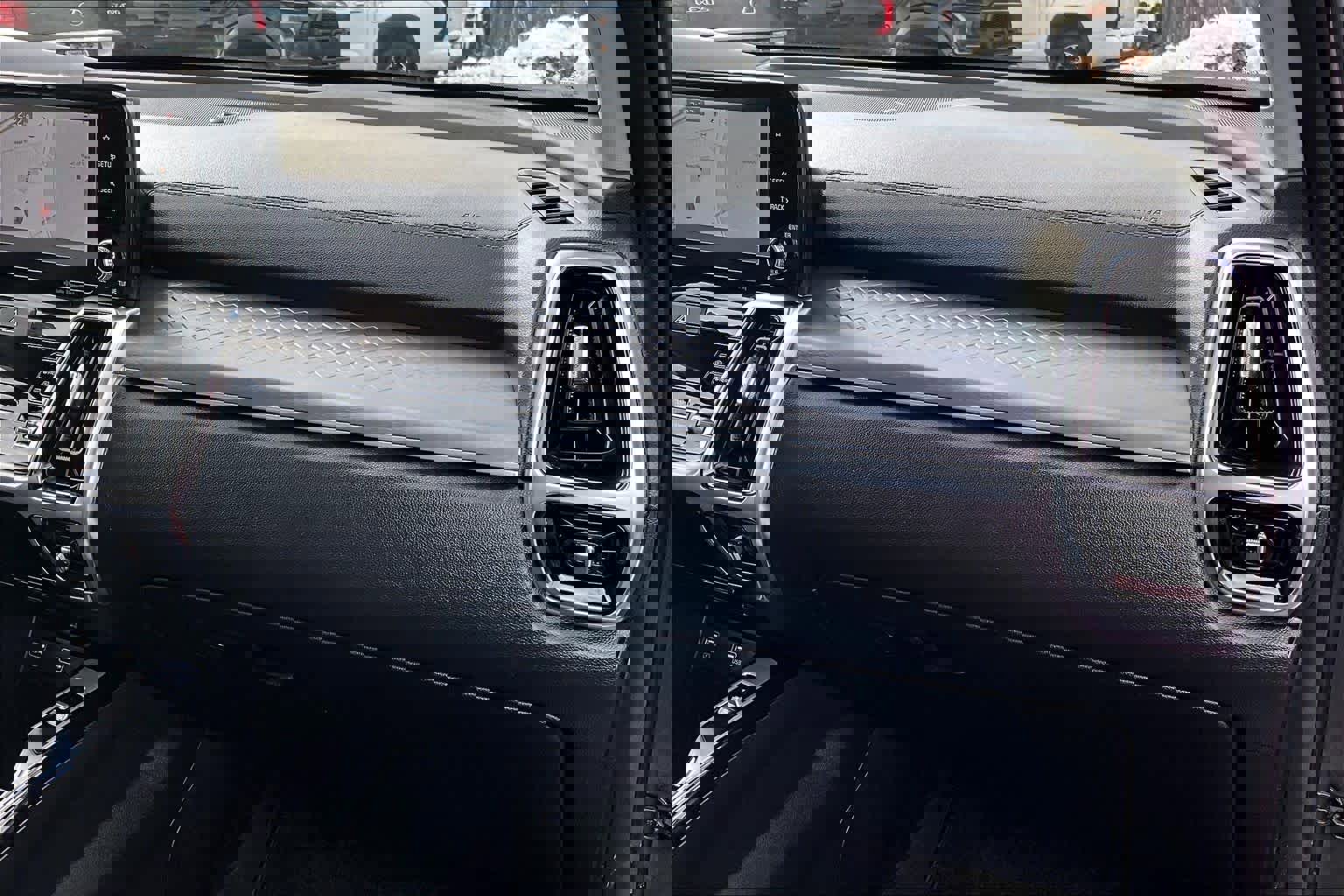 Used 2022 Kia Sorento SX image 17