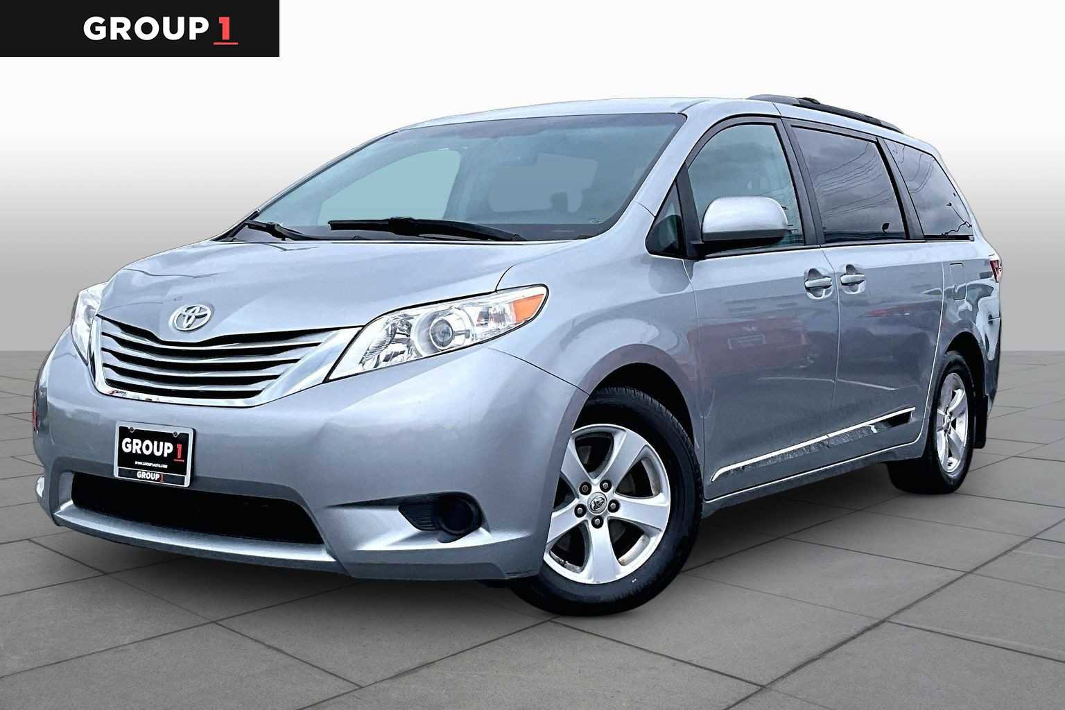 Used 2015 Toyota Sienna LE