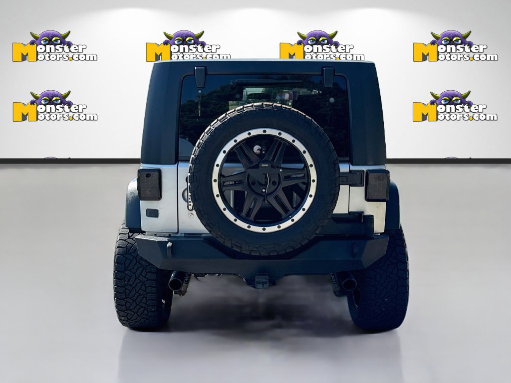Used 2008 Jeep Wrangler Unlimited Rubicon w/ Dual Top Group AWD/4WD image 6