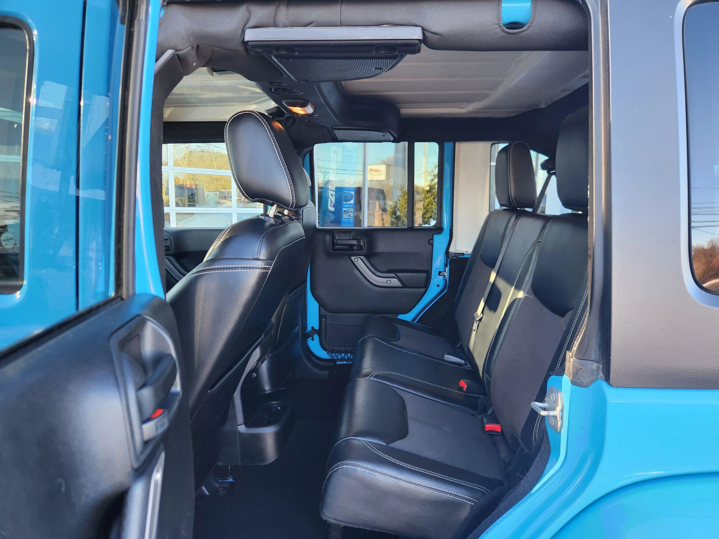 Used 2017 Jeep Wrangler Unlimited Sport image 36
