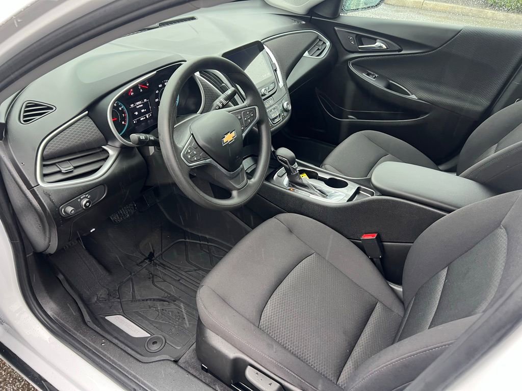 Used 2022 Chevrolet Malibu LS w/ LPO, Floor Liner Package FWD image 11