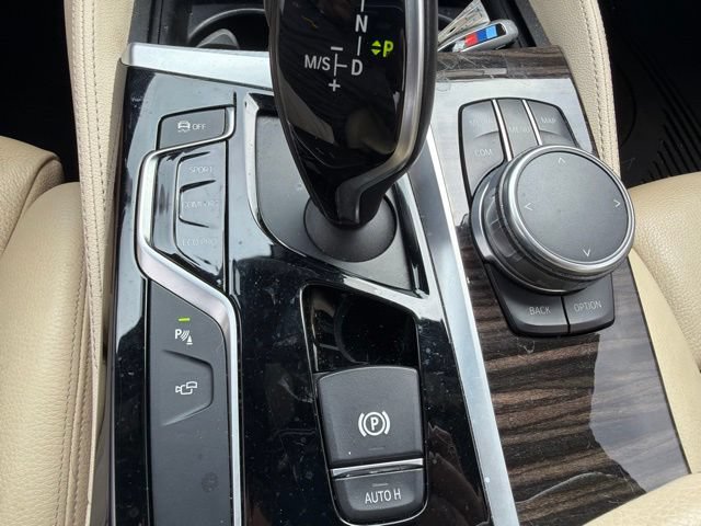 Used 2017 BMW 540i xDrive AWD/4WD image 16