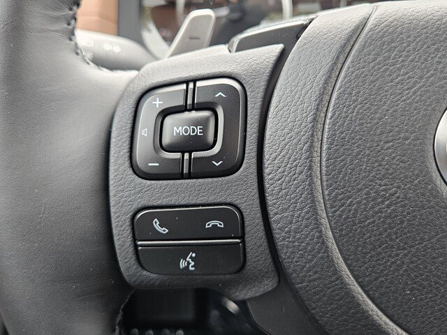 Used 2025 Lexus IS 350 F Sport w/ Accessory Package image 23