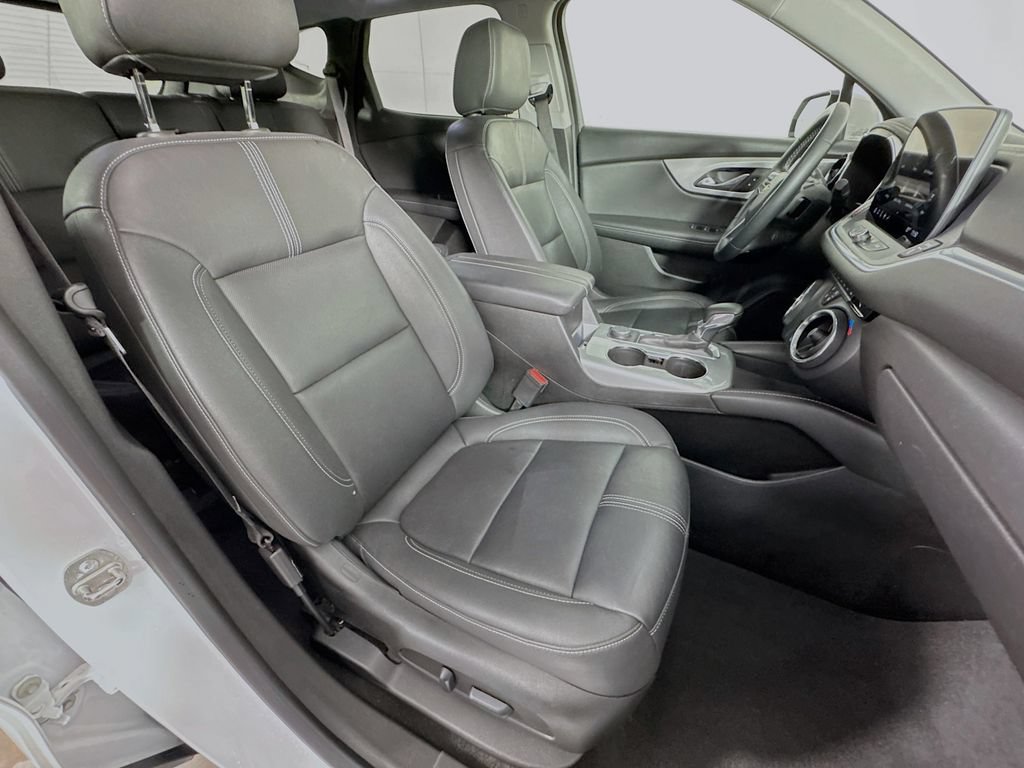 Used 2023 Chevrolet Blazer LT FWD image 35