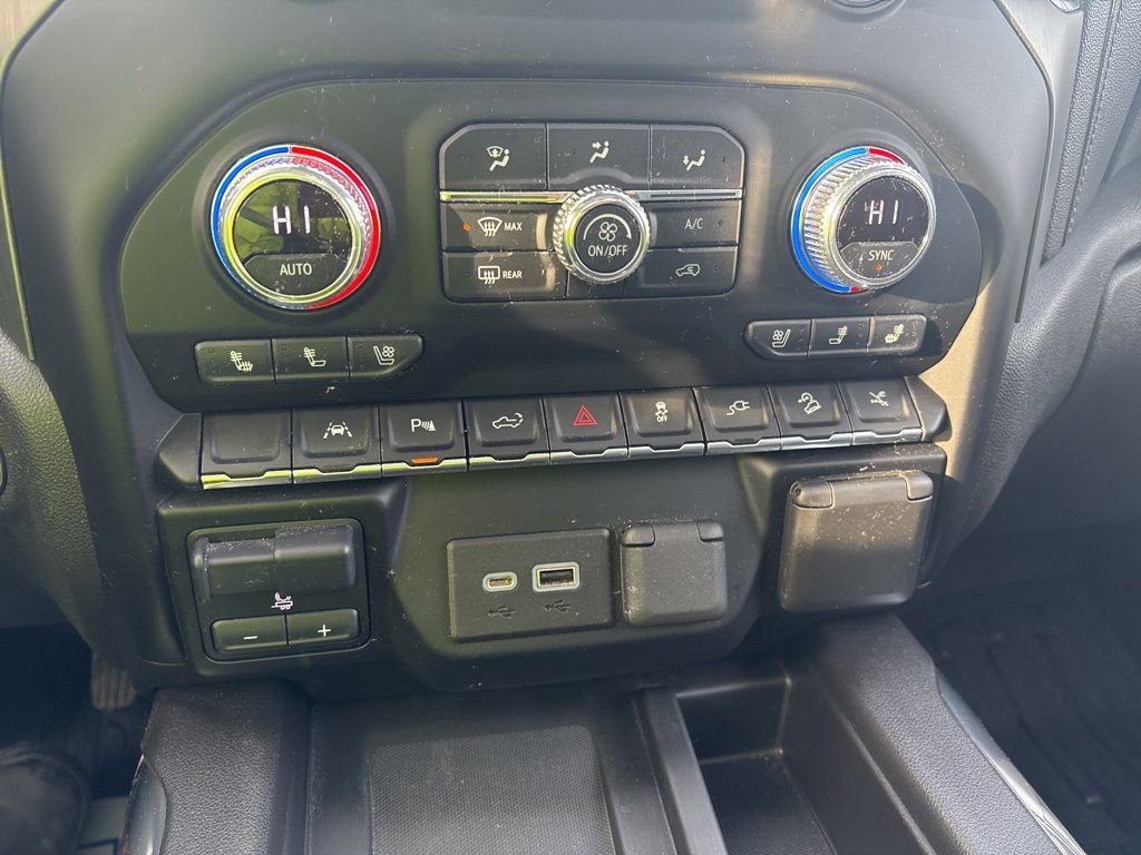 Used 2022 GMC Sierra 1500 Denali w/ Denali Premium Package AWD/4WD image 9