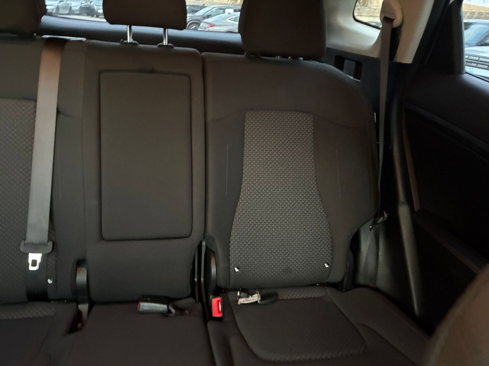 Used 2025 Kia Sportage LX image 36