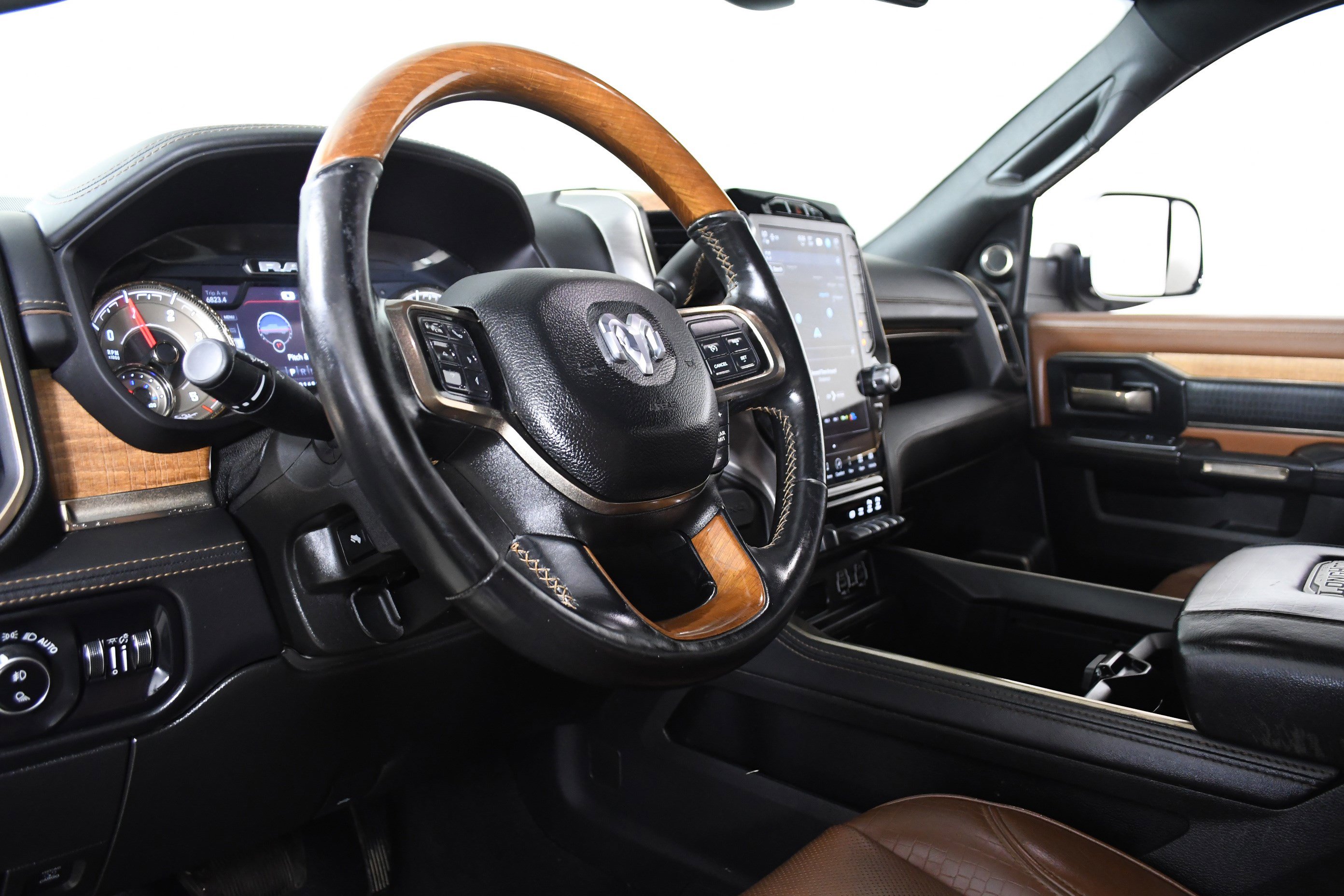 Used 2022 RAM 2500 Limited image 19