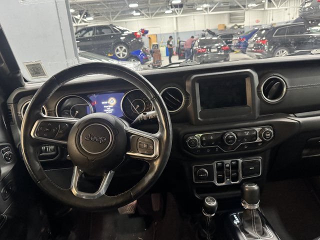 Used 2018 Jeep Wrangler Unlimited Sahara w/ Dual Top Group AWD/4WD image 14