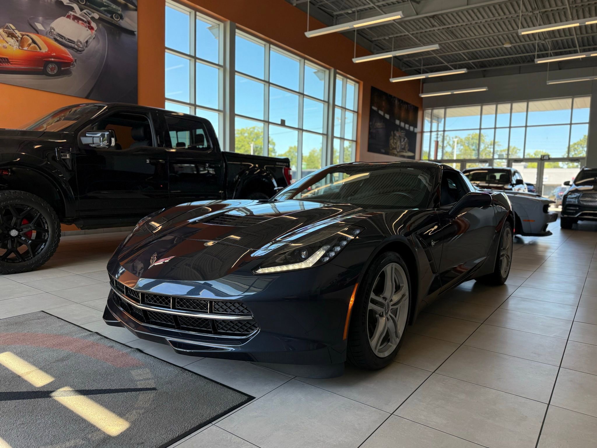 Used 2014 Chevrolet Corvette Stingray Coupe image 2