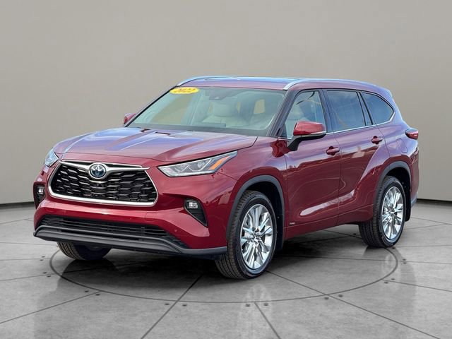 Certified 2022 Toyota Highlander Limited image 2