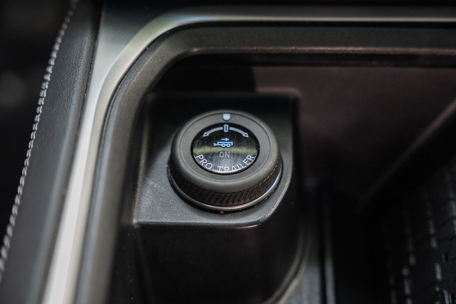 Certified 2025 Ford Expedition Max Platinum image 38