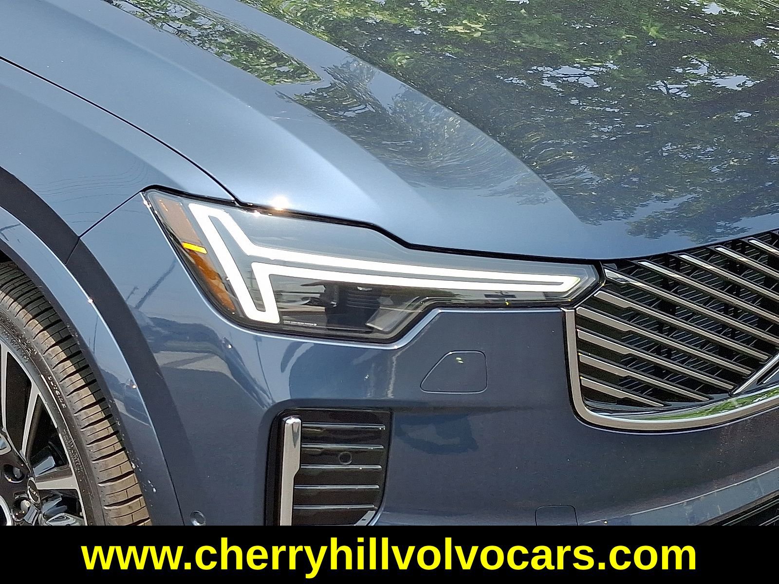 New 2025 Volvo XC90 B6 Plus w/ Protection Package Premier image 10