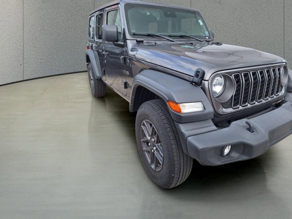 Used 2024 Jeep Wrangler Unlimited Sport AWD/4WD image 7