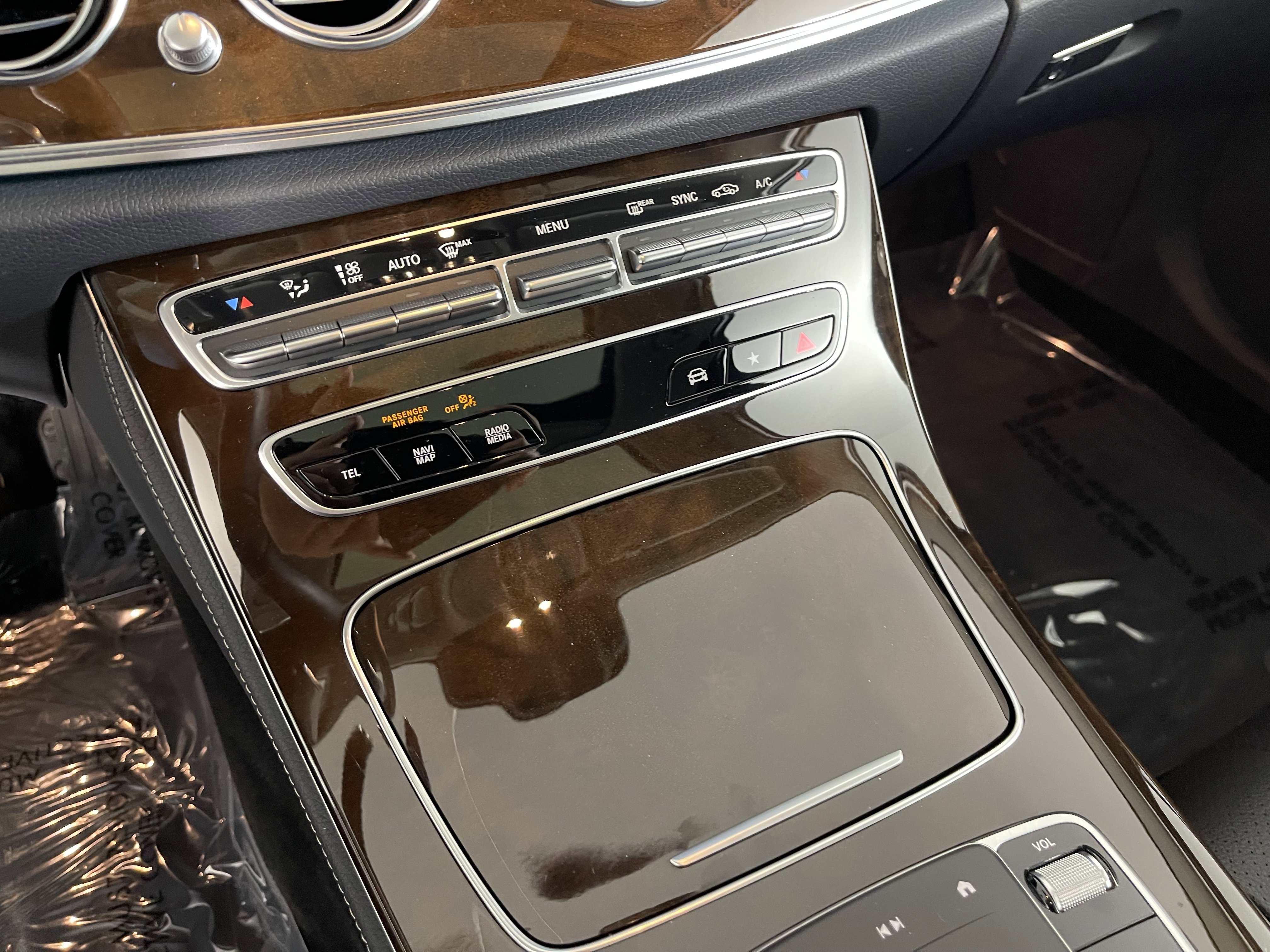 Used 2023 Mercedes-Benz E 450 4MATIC Sedan image 14