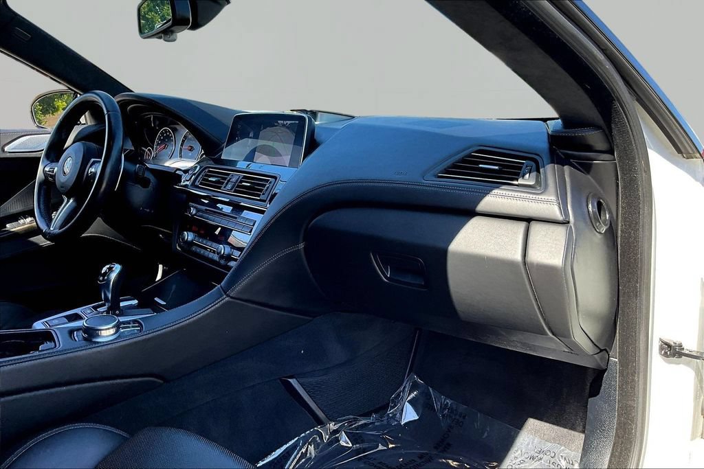 Used 2017 BMW M6 Gran Coupe RWD image 28