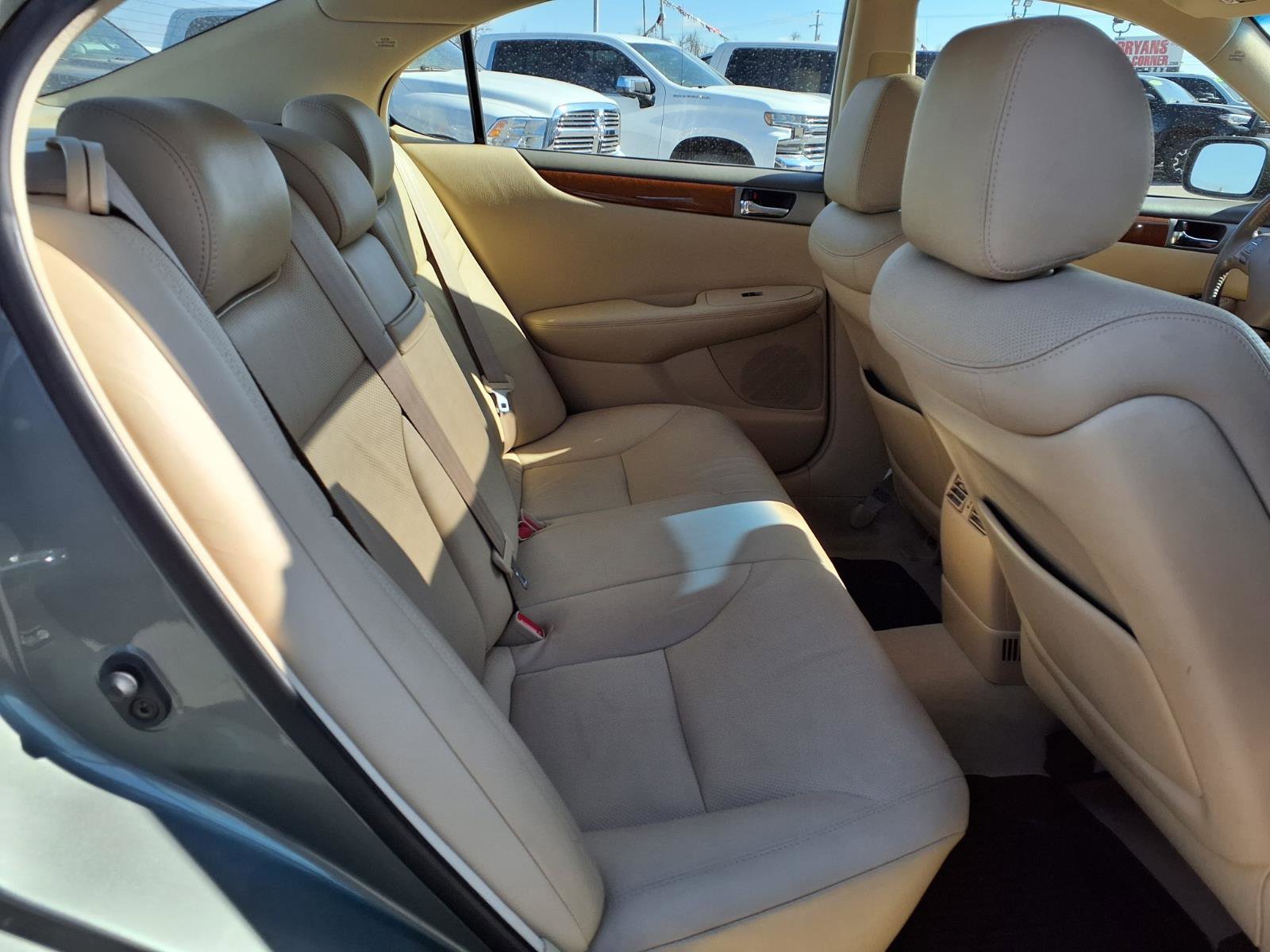 Used 2006 Lexus ES 330 image 17