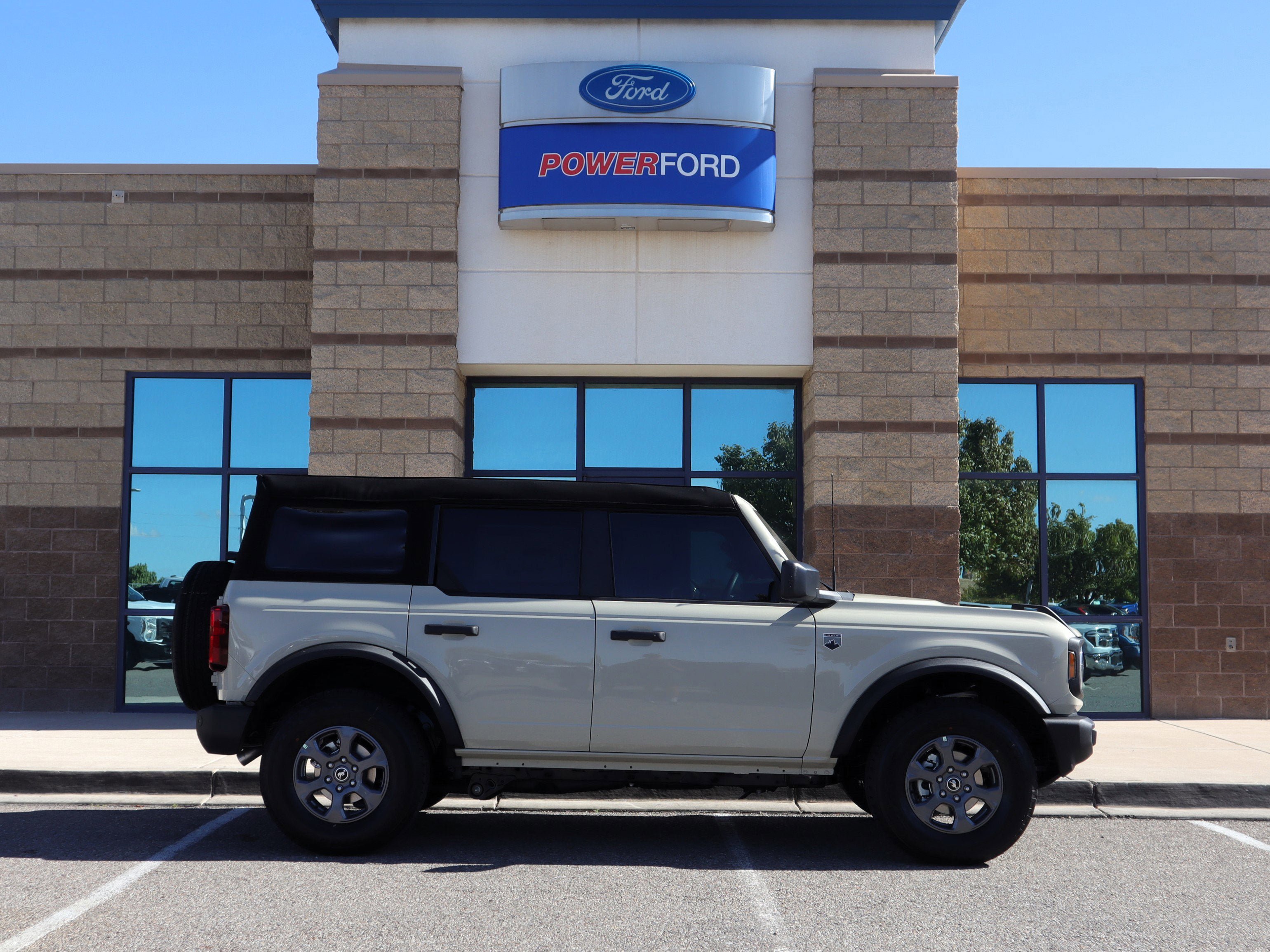 New 2025 Ford Bronco Big Bend AWD/4WD image 5