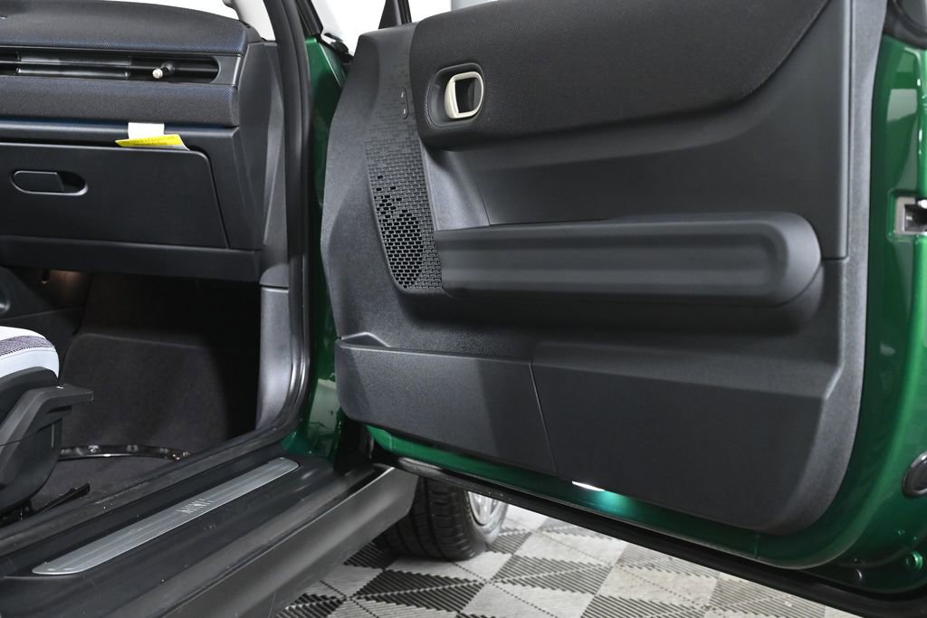 Certified 2025 MINI Cooper S image 23