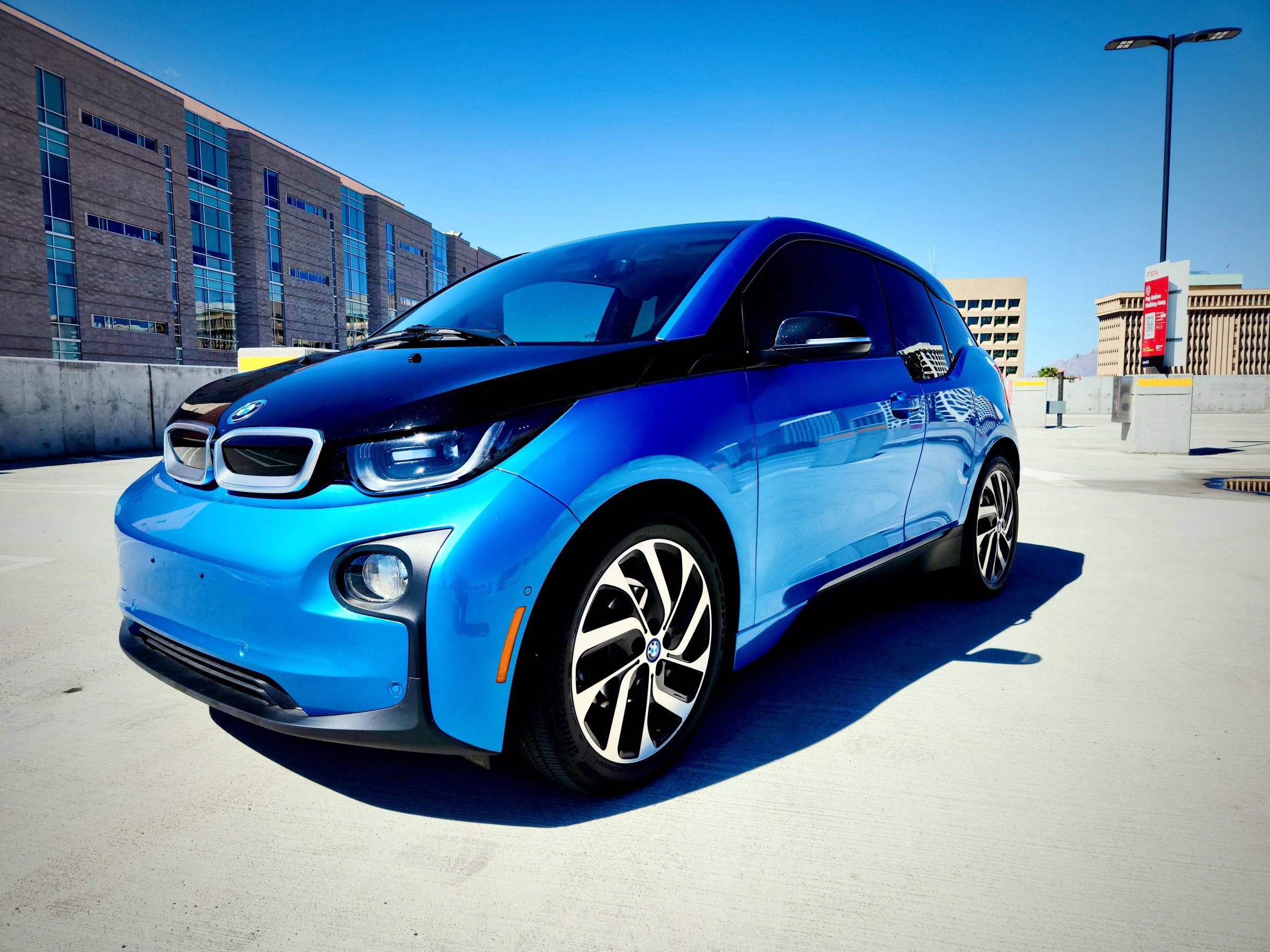 Used 2017 BMW i3 w/ Range Extender image 12