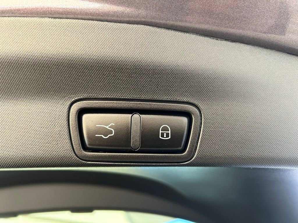 New 2025 Alfa Romeo Stelvio Sprint w/ Convenience Package image 10