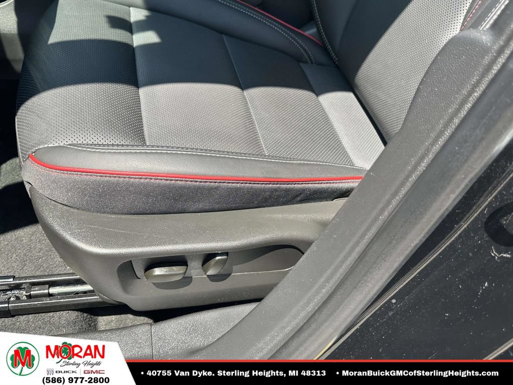 Certified 2023 Buick Envision Essence w/ Sport Touring Package AWD/4WD image 21