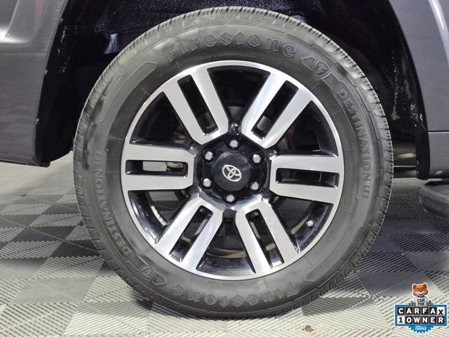 Used 2016 Toyota 4Runner Limited AWD/4WD image 29