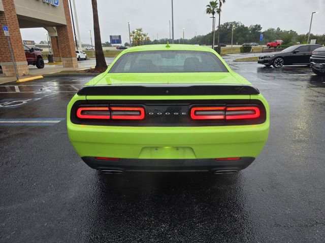 Used 2015 Dodge Challenger R/T Scat Pack RWD image 6
