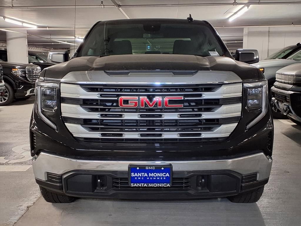 New 2025 GMC Sierra 1500 SLE image 2