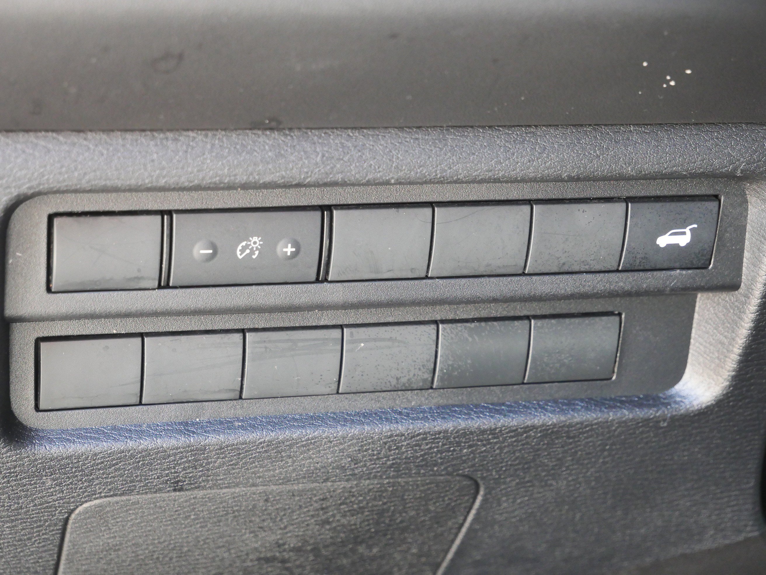 Used 2025 Mitsubishi Outlander SE AWD/4WD image 21