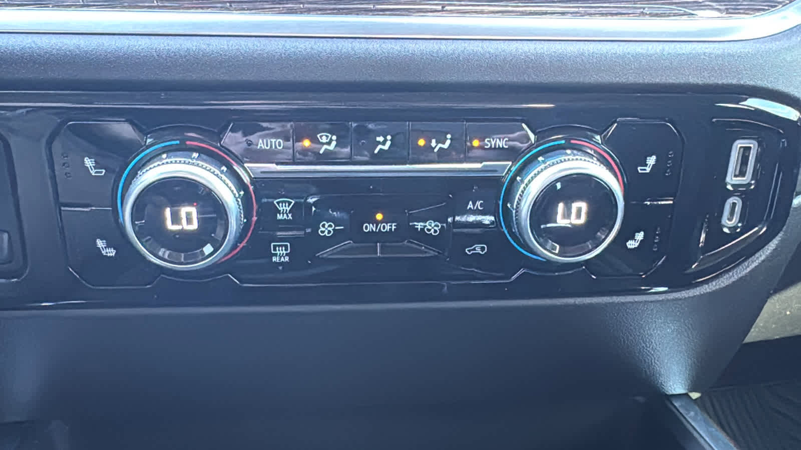Certified 2023 GMC Sierra 1500 Elevation AWD/4WD image 17