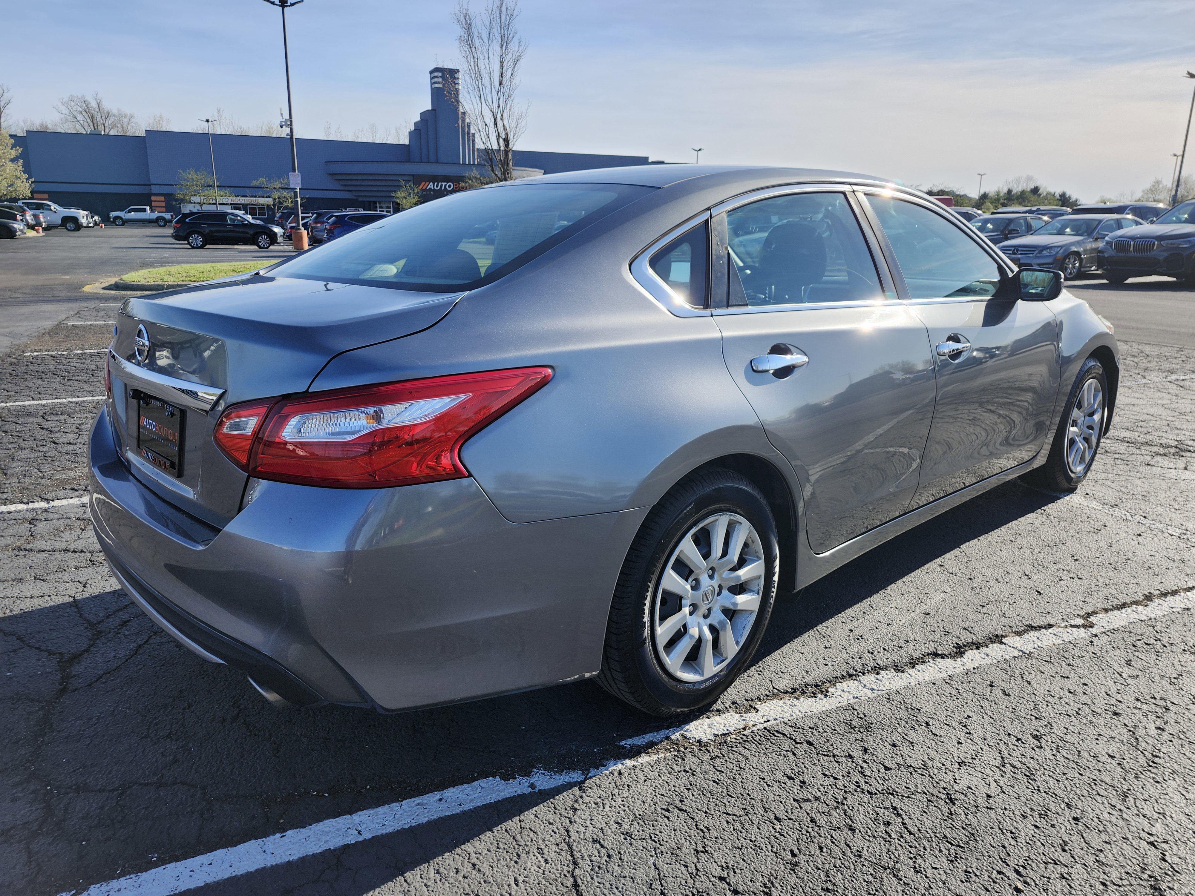 Used 2017 Nissan Altima 2.5 S w/ Power Driver Seat Package FWD image 15