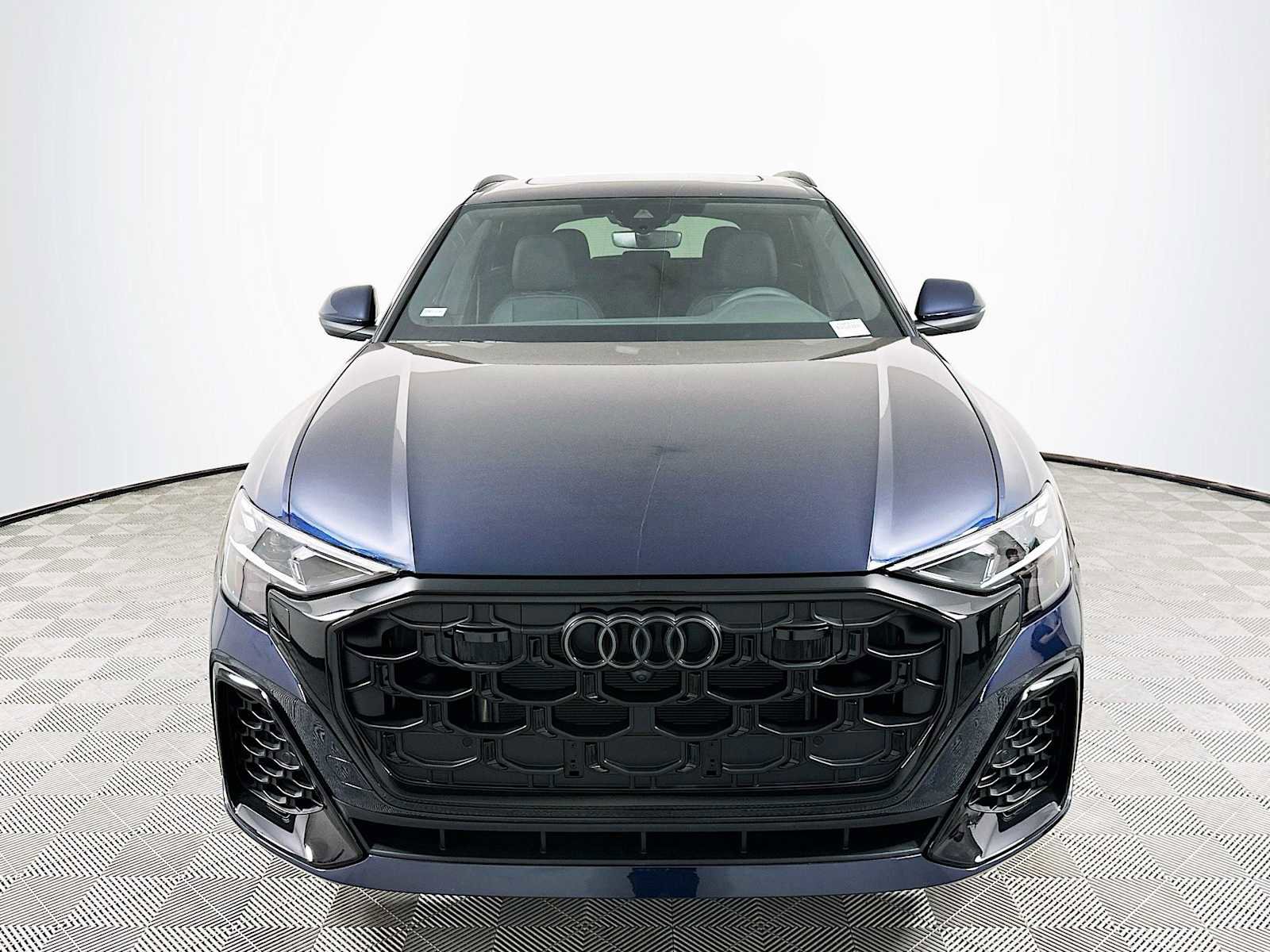 New 2025 Audi Q8 Premium Plus image 2