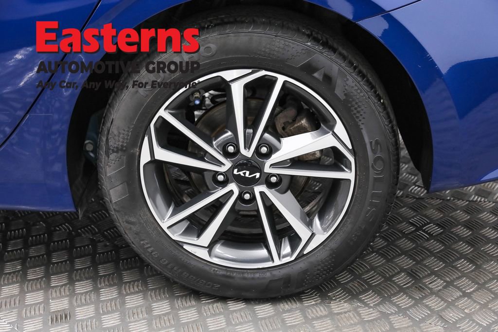 Used 2022 Kia Forte LXS w/ LXS Technology Package image 33