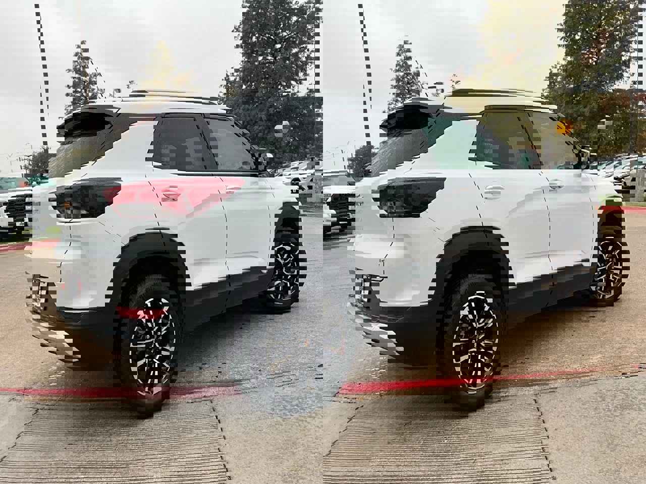 Used 2025 Chevrolet TrailBlazer LT image 6