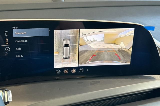 New 2026 Cadillac Vistiq Sport w/ LPO, Floor Liner Package image 19