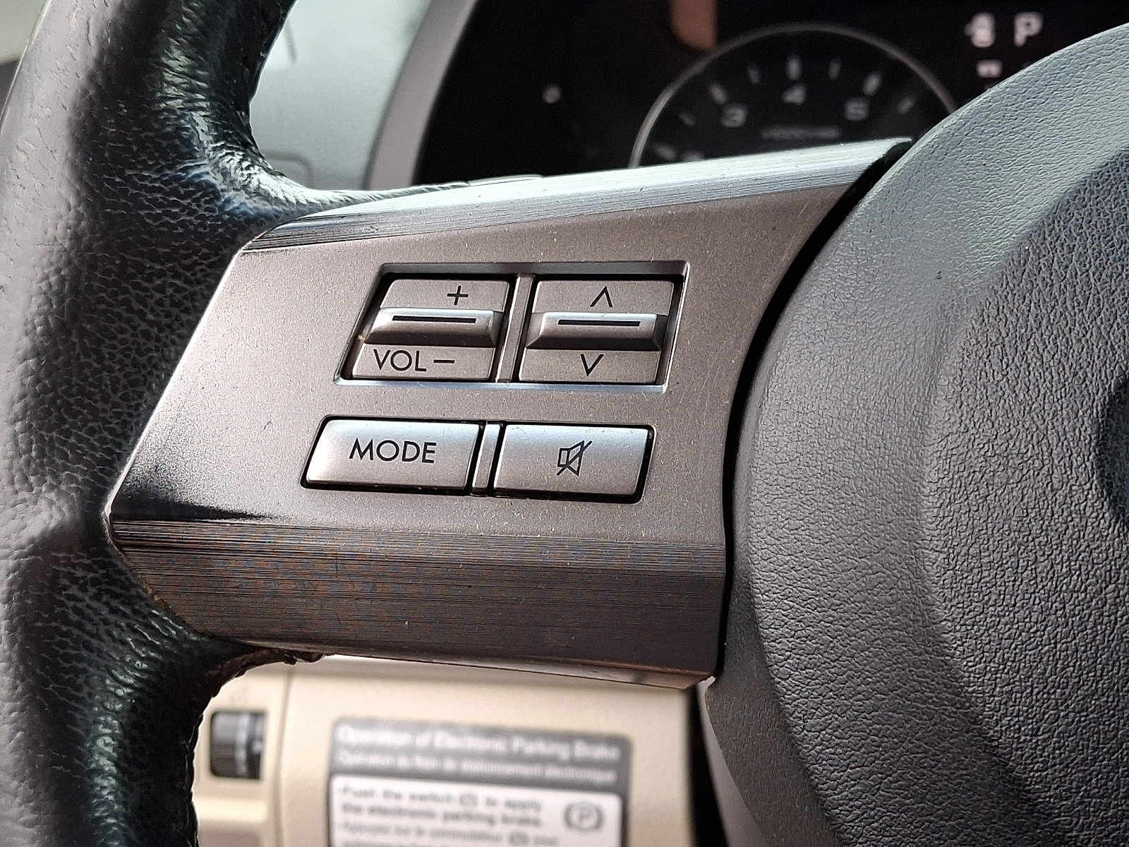 Used 2011 Subaru Outback 2.5i Premium AWD/4WD image 24