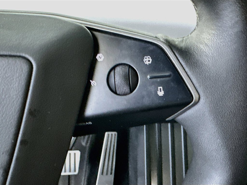 Used 2024 Tesla Cybertruck AWD Crew Cab image 25
