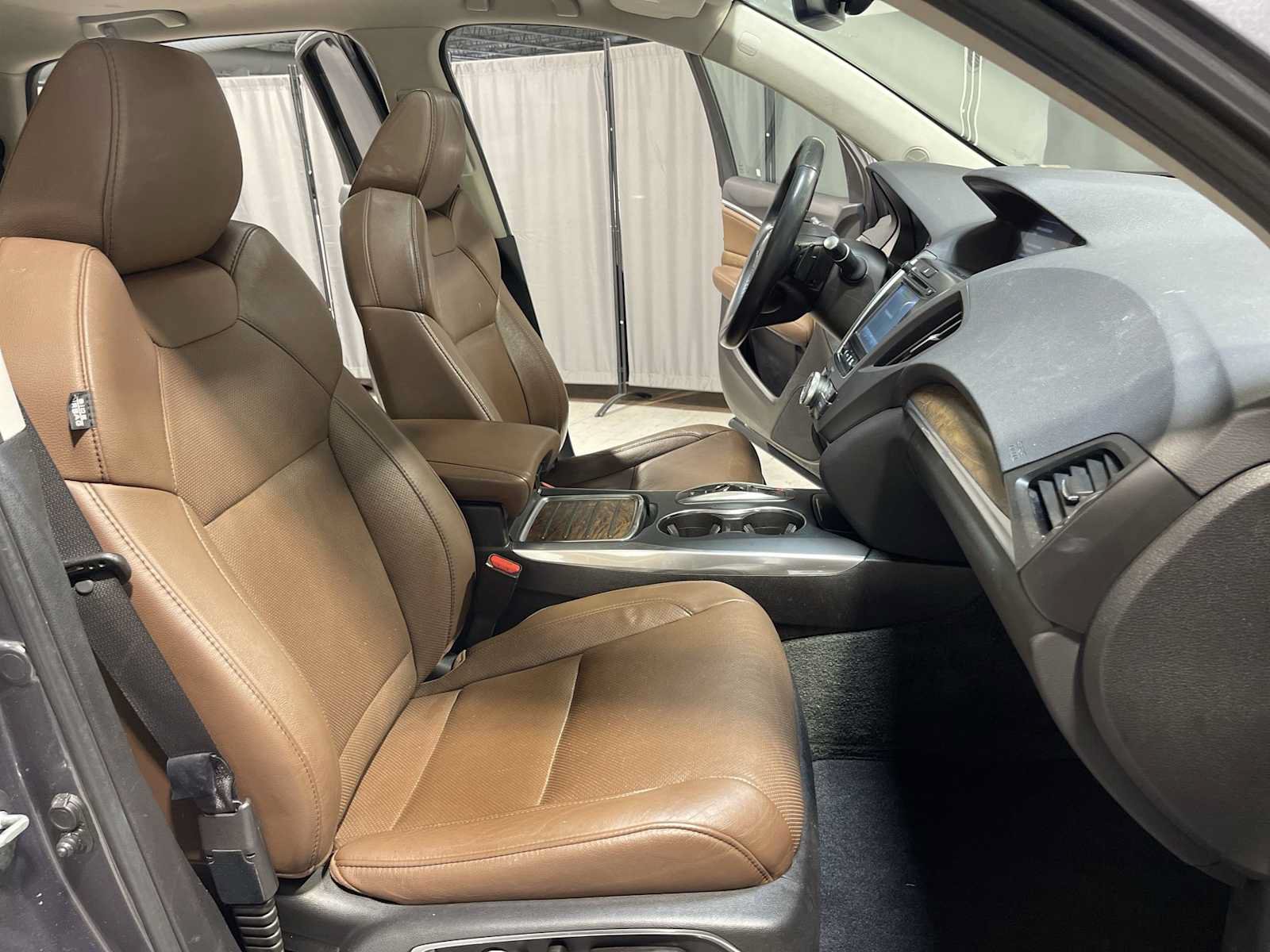 Used 2019 Acura MDX w/ Technology Package AWD/4WD image 14