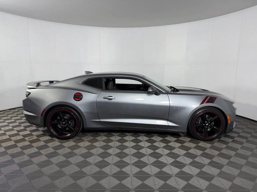 Used 2019 Chevrolet Camaro SS image 4