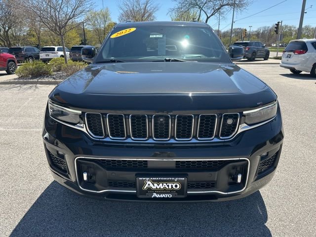 Used 2022 Jeep Grand Cherokee L Overland w/ Advanced Protech Group III AWD/4WD image 3