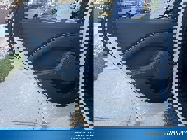 Certified 2025 Ford Mustang Mach-E Premium image 19