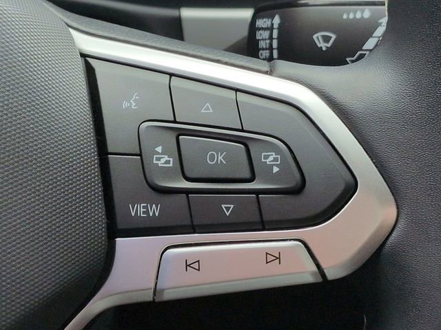 Used 2022 Volkswagen Atlas Cross Sport SE w/ Black Wheel Package FWD image 25