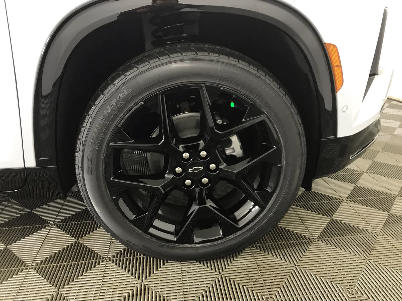 New 2026 Chevrolet Traverse RS w/ LPO, Floor Liner Package image 28